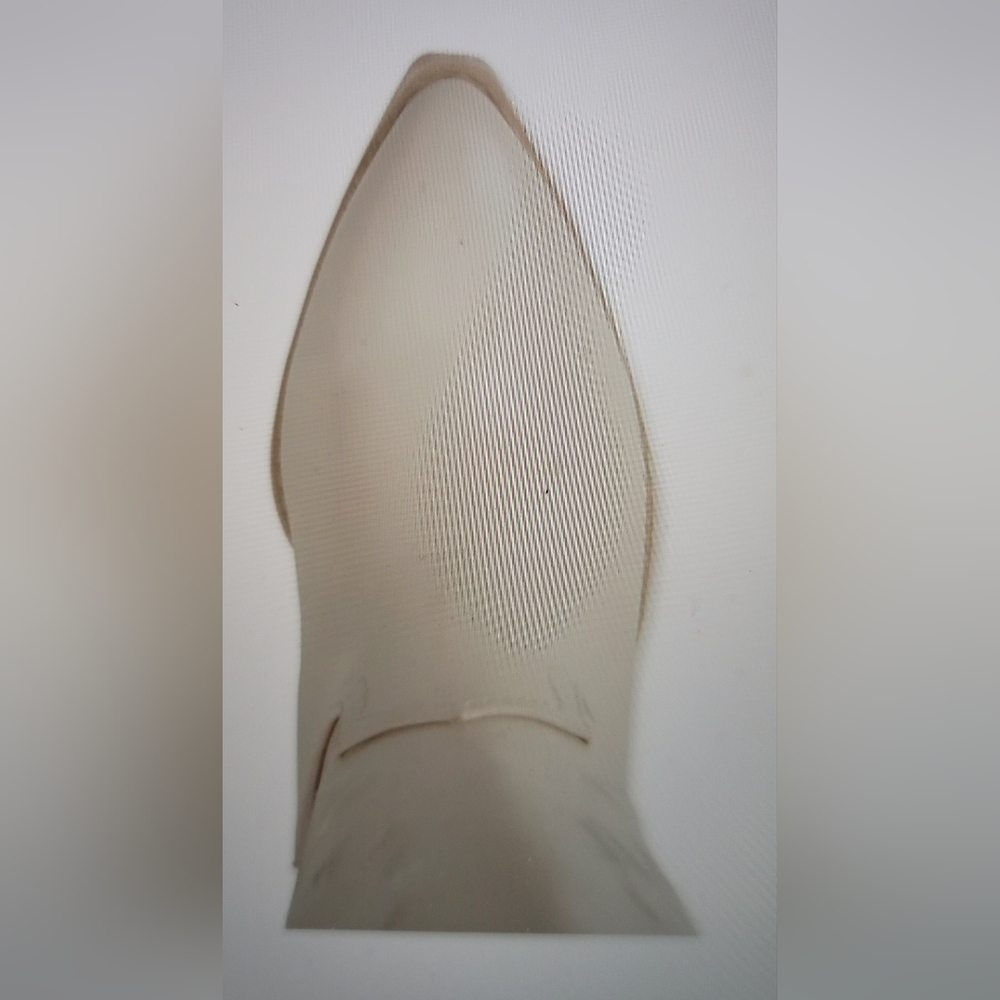 Comfy rated 4.7. Women's Cream Knee-High Boots - Picture 3 of 14